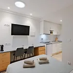 Appartement Lovely Fully Equipped Near Subway N9