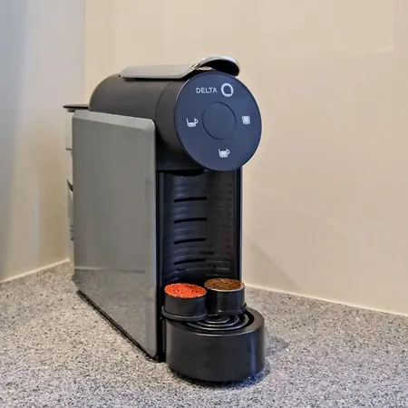 Lovely Fully Equipped Near Subway N9 Лиссабон