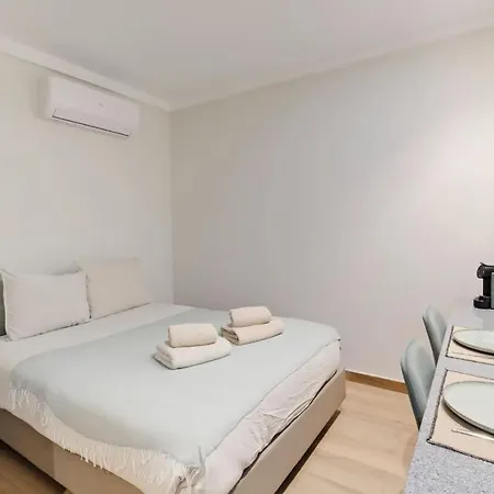 Lovely Fully Equipped Near Subway N9 Daire Lisboa